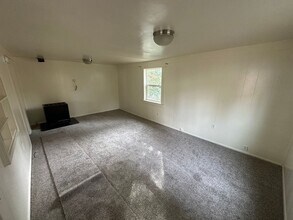 551 Fawcett St in Grass Valley, CA - Foto de edificio - Building Photo