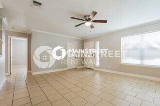6815 Meadow Ash Dr in Converse, TX - Building Photo - Building Photo