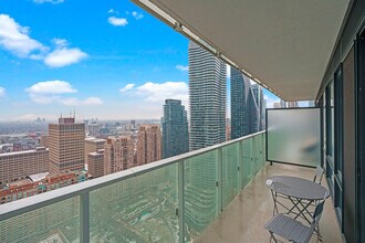 531A Yonge St in Toronto, ON - Building Photo - Building Photo