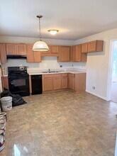 5201 Hallmark Dr in Richmond, VA - Building Photo - Building Photo