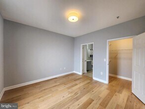 501 Hungerford Dr in Rockville, MD - Building Photo - Building Photo