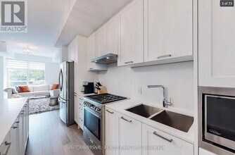 1331 Queen St E in Toronto, ON - Building Photo - Building Photo