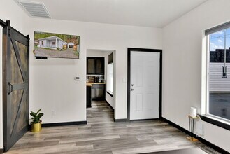 902 Residence St in Wallace, ID - Building Photo - Building Photo