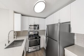 Indie Collection in Glendale, CA - Building Photo - Building Photo