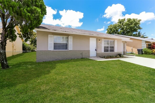 property at 6187 Wauconda Way W