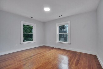 11 South Munroe Ter, Unit 2 in Boston, MA - Building Photo - Building Photo