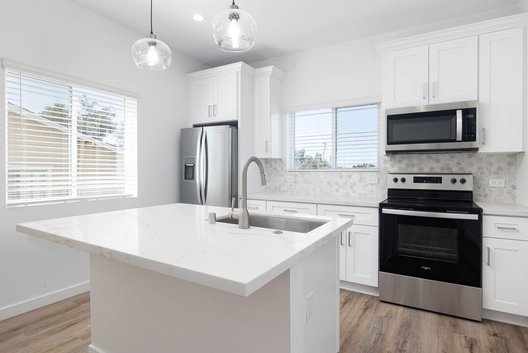 2826 1/2-2826 Prospect St in National City, CA - Building Photo