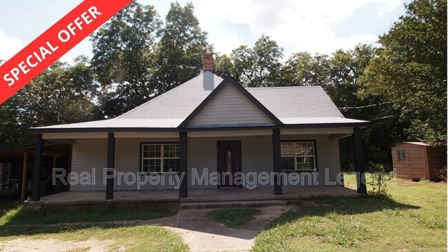 property at 502 S Rusk St