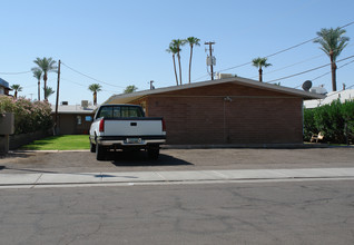 Multi-Family in Chandler, AZ - Foto de edificio - Building Photo