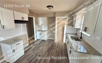 16709 Palda Dr in Cleveland, OH - Building Photo - Building Photo