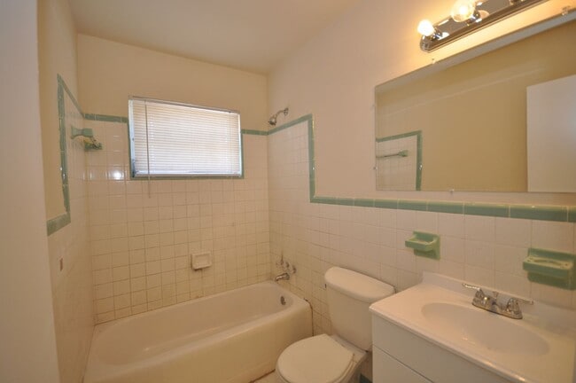 139 W 28th St in West Palm Beach, FL - Building Photo - Building Photo