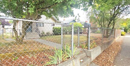 7321 31st Ave SW in Seattle, WA - Building Photo - Building Photo