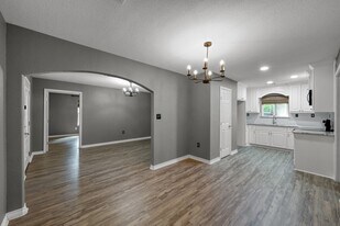 11509 FM Rd 2432 in Willis, TX - Building Photo