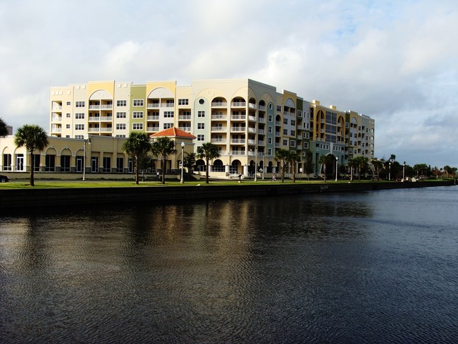 Gateway At Riverwalk