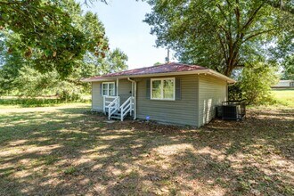 11257 Hickman Chapel Rd in Mc Calla, AL - Building Photo - Building Photo