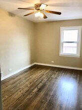 5735 S Meade Ave, Unit 1 in Chicago, IL - Building Photo - Building Photo