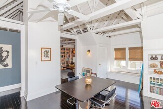 1315 1/2 Kellam Ave in Los Angeles, CA - Building Photo - Building Photo