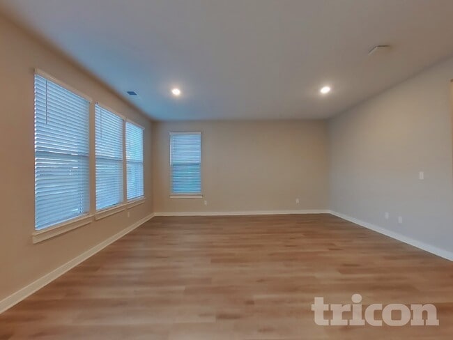 427 Wind Dance Dr in Lebanon, TN - Building Photo - Building Photo