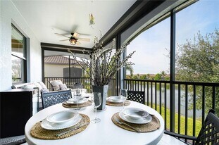 17400 Cherrywood Ct in Bonita Springs, FL - Building Photo