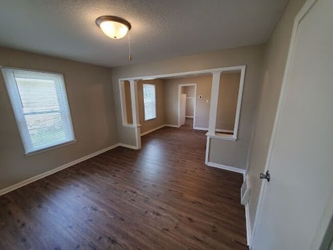property at 2201 Maple St