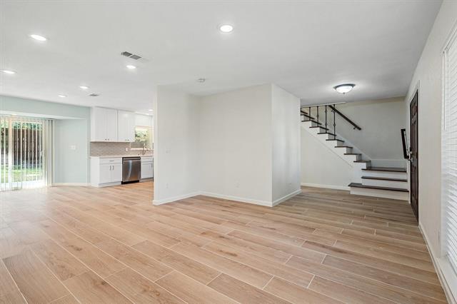 2101 Country Dell Dr in Garland, TX - Building Photo - Building Photo