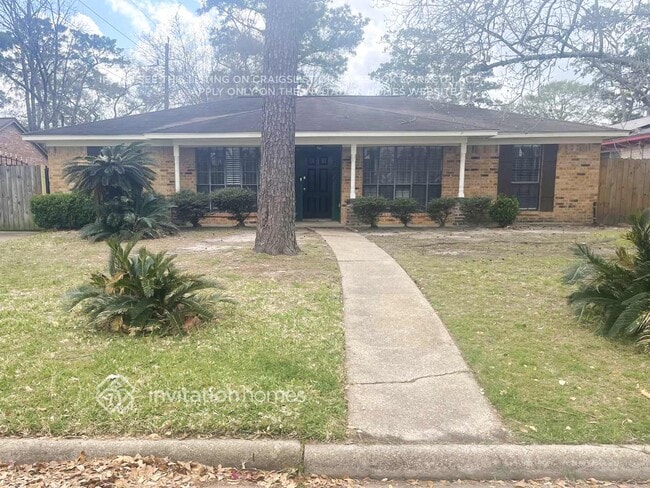 property at 17411 Glenhew Rd