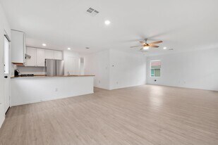 7206 Satellite Wy in San Antonio, TX - Building Photo