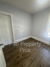 3373 N Richards St in Milwaukee, WI - Building Photo - Building Photo