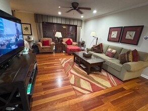933 Shambliss Ln in Buffalo Grove, IL - Building Photo - Building Photo