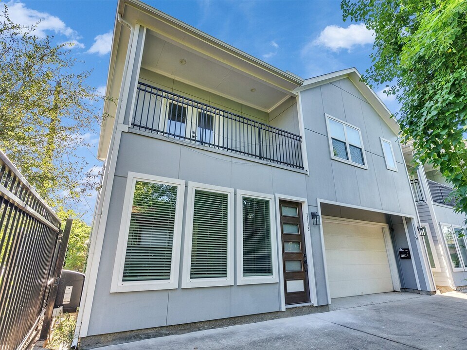 1118 Bunton St in Houston, TX - Building Photo