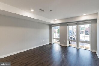 751 N 20th St, Unit UNIT 2 in Philadelphia, PA - Building Photo - Building Photo