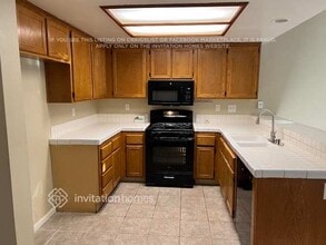 744 Morita Dr in Corona, CA - Building Photo - Building Photo