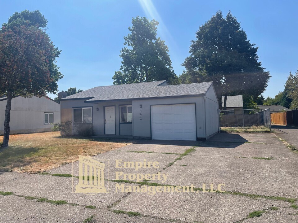 3876 Pattison St in Eugene, OR - Building Photo