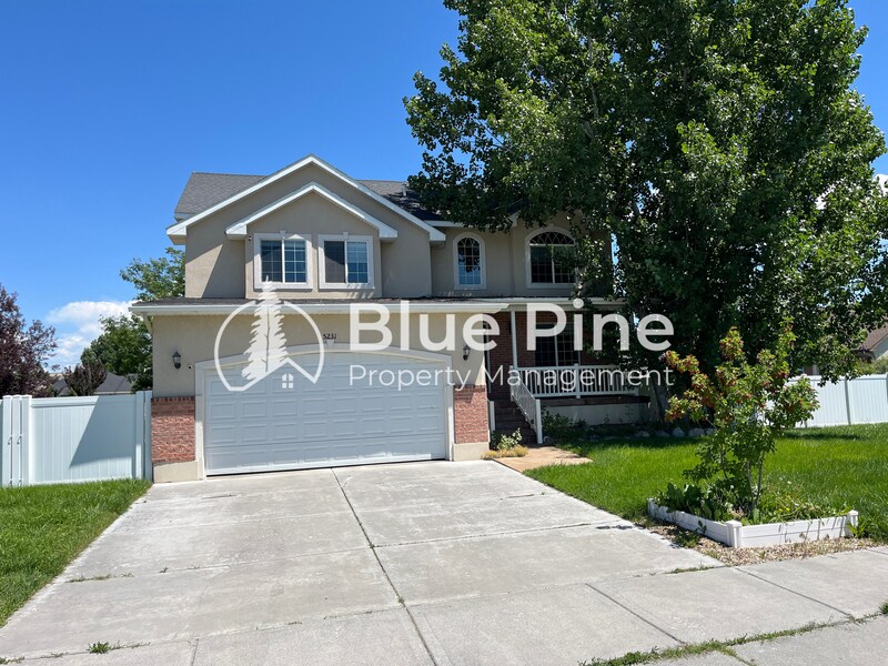 5231 Clearfield Ln in Idaho Falls, ID - Building Photo
