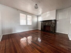 1208 Strahley Pl in Pittsburgh, PA - Building Photo