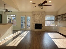 11601 Birchbark Trail in Austin, TX - Building Photo - Building Photo