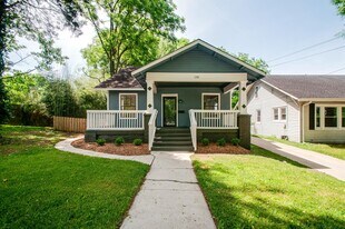1306 Douglas Ave in Nashville, TN - Building Photo