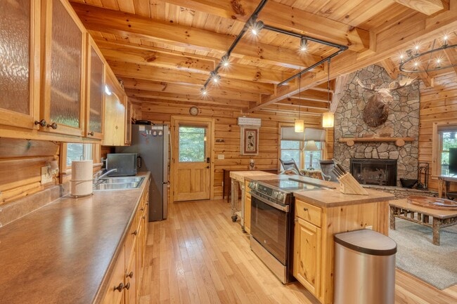 182 Majestic Way in Morganton, GA - Building Photo - Building Photo