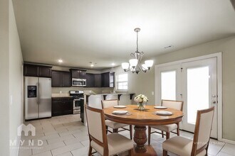 2502 SW Tupelo Ave in Bentonville, AR - Building Photo - Building Photo