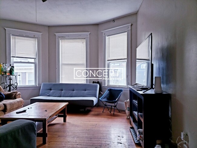 45 Cherokee St in Boston, MA - Building Photo - Building Photo