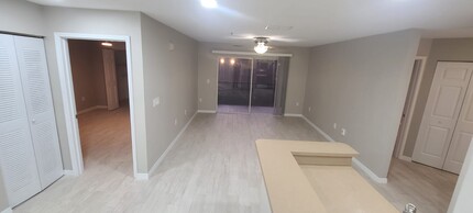 940 Village Trail in Port Orange, FL - Building Photo - Building Photo