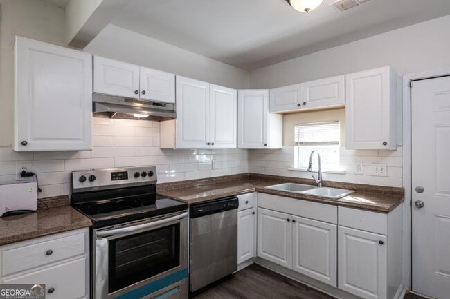 property at 404 Paines Ave NW