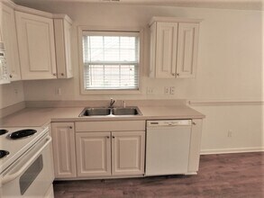 6912 Springer Rd in Wilmington, NC - Building Photo - Building Photo