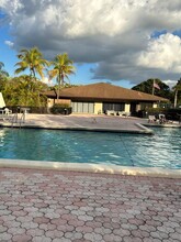 9920 NW 68th Pl in Tamarac, FL - Building Photo - Building Photo