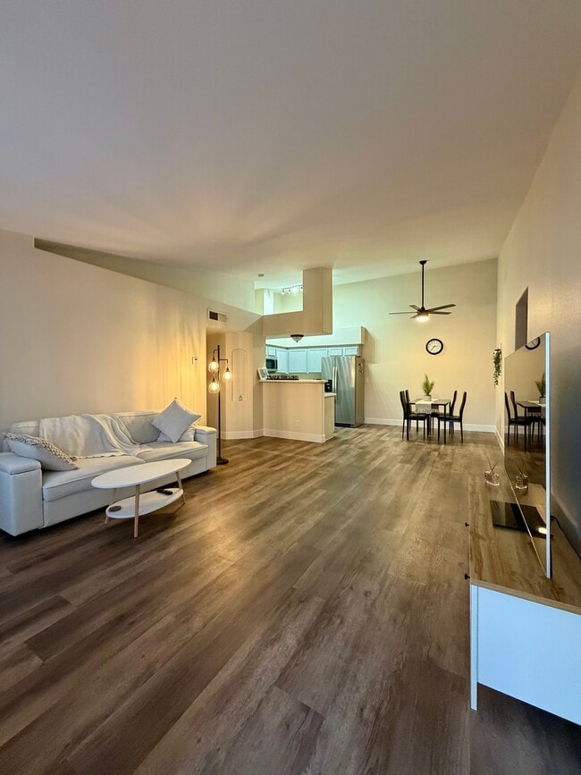 1575 W Warm Springs Rd, Unit 2421 in Henderson, NV - Building Photo - Building Photo