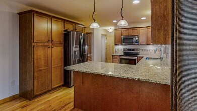 5224 Nannyberry Dr in Fitchburg, WI - Building Photo - Building Photo