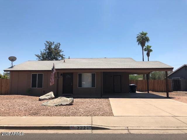 property at 2221 W Pampa Ave