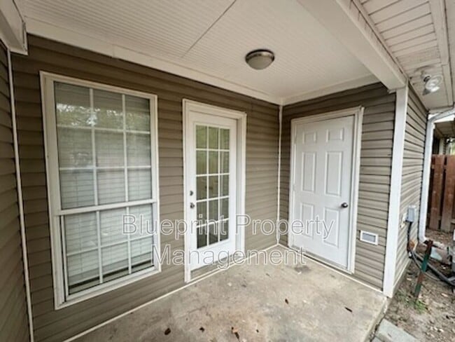 210 Rocky Ridge Dr