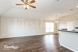 8128 Modesto Dr in Arlington, TX - Building Photo - Building Photo