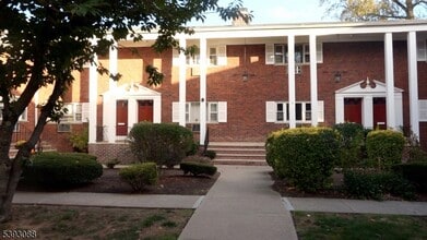 640 Franklin Ave in Nutley, NJ - Building Photo - Building Photo